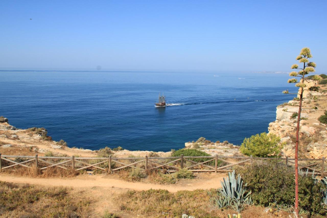 شقة Carvoeiro Sol Seafront المظهر الخارجي الصورة